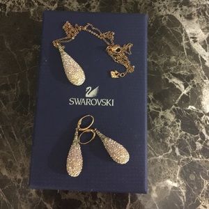 Swarovski teardrop earrings and necklace