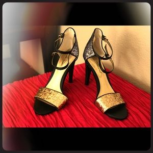 NWOT Glittery Strappy Sandals! LuLu Townsend Sz 8