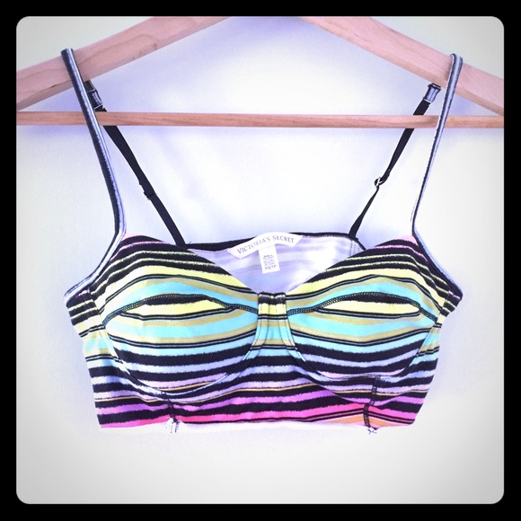 *SOLD IN BUNDLE* Victoria's Secret Yoga Bralette - Picture 1 of 2