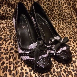 Franco Sarto plaid pumps sz 8