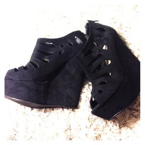Cute Black Cutout Booties