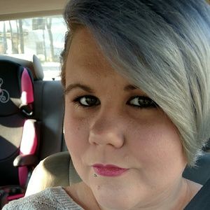 Meet your Posher, Anita