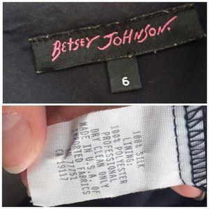 Betsey Johnson Dresses - Betsey Johnson Vintage Floral Print Babydoll Dress Betsey Johnson Dresses - Betsey Johnson Vintage Floral Print Babydoll Dress