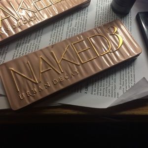 naked 3