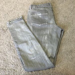 Gray and silver skinny jean