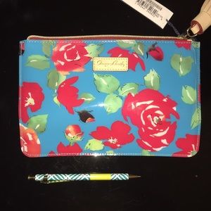 Dooney and Bourke Clutch