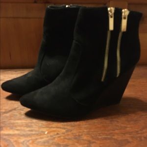 Black wedge booties