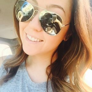 Meet your Posher, Lindsey