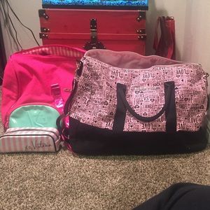 2 VS duffle bags and 2 VS makeup bags!