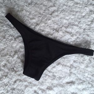 black cheeky swim bottoms