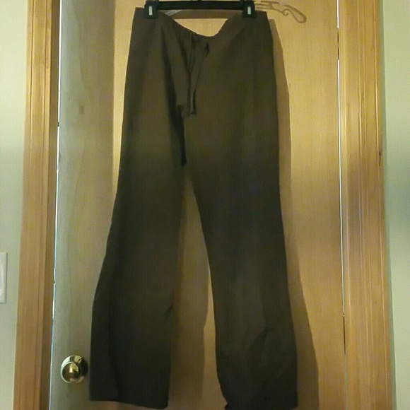 Scrub bottoms