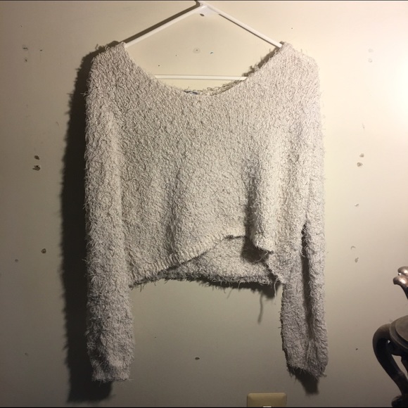 Cream cropped knit sweater
