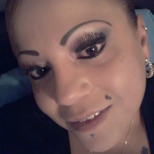 Meet your Posher, Naomi