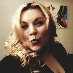 Meet your Posher, Liz