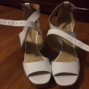 Lucky Brand White wedges