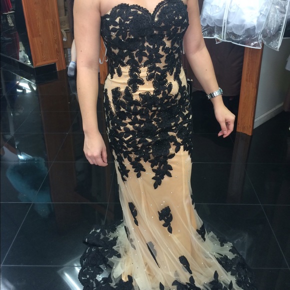 🚫SOLD🚫 Prom/ formal evening long dress - Picture 1 of 3