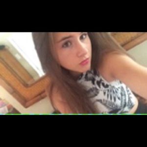 Meet your Posher, Brittany