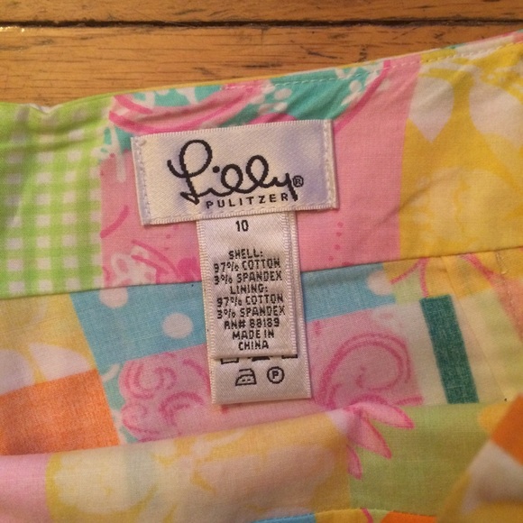 Adorable Lilly Pulitzer Skirt - Picture 2 of 2