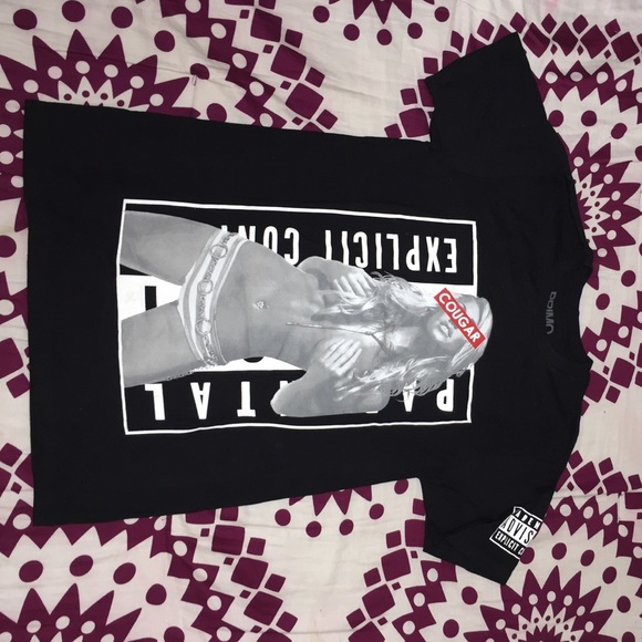 Small black logo shirt - Picture 1 of 3
