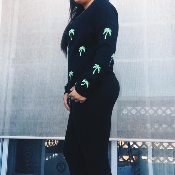 Hollister Palm Tree Sweater w/ bralette! - Picture 3 of 4