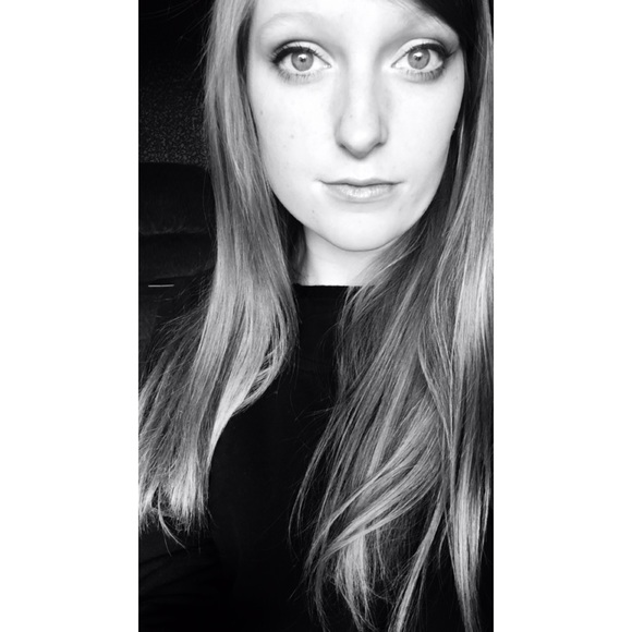 Meet your Posher, Brittany - Picture 1 of 1