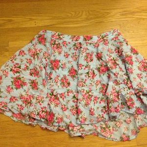 Floral mini skirt