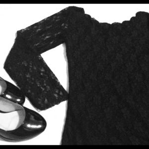 Long sleeve lace blouse