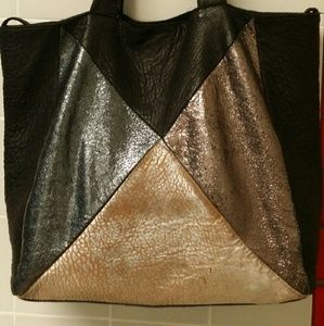 Leather ssamzie tote bag.