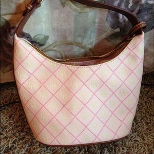 Dooney & Bourke small bucket bag NEW
