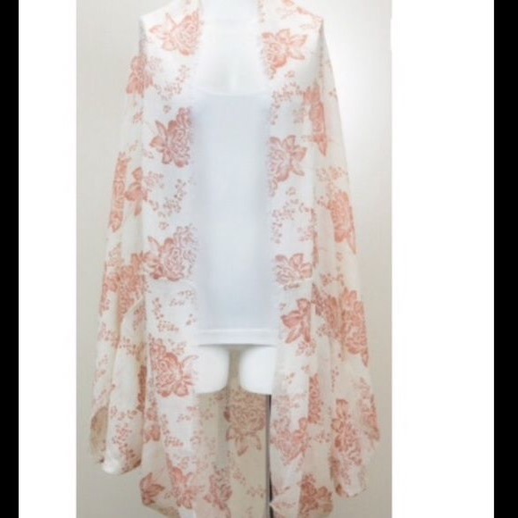 Anthropologie Accessories - Anthropologie garden flowers kimono new