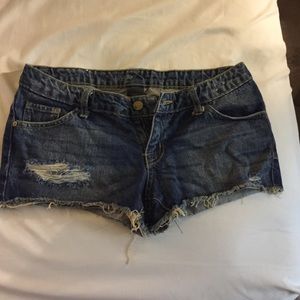 Low rise shorts