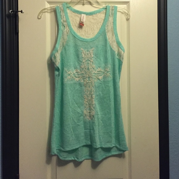 NWOT Mint and white tank top