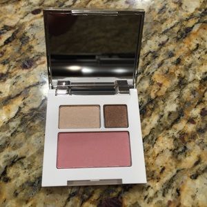 Brand New Clinique eye shadow duo and blush