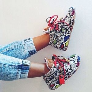 Melody Ehsani x Reebok Pump Omni Light Sneaker 8.5