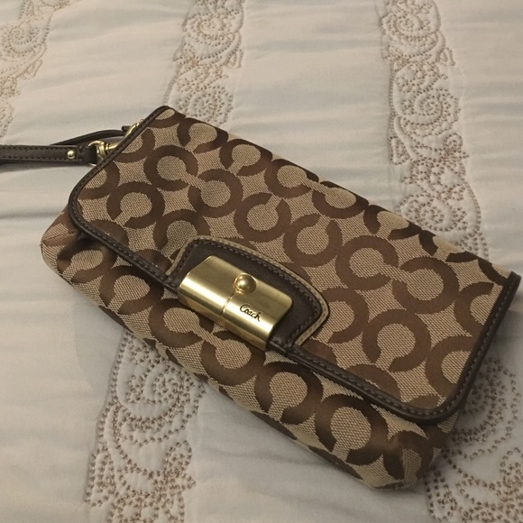 Coach Clutch/ Wristlet