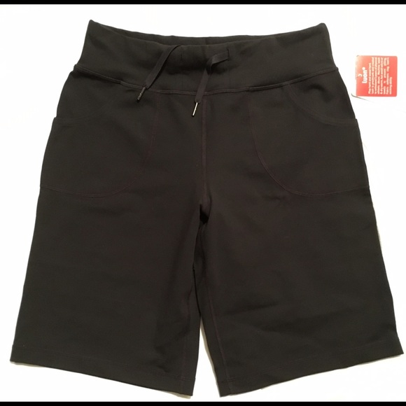 NWT Lululemon Still Shorts