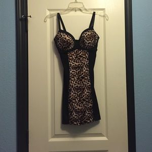 NWOT Black and leopard print shape wear