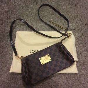 Louis Vuitton crossbody bag