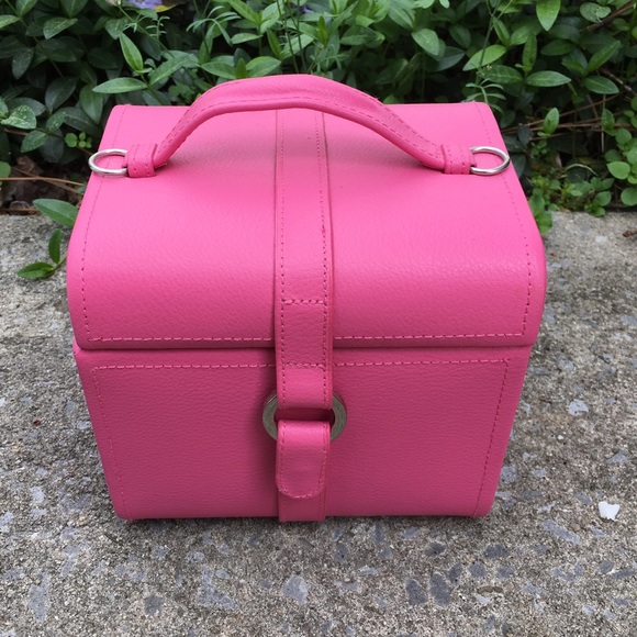 NWOT Mini Pink Travel Jewelry Case Box