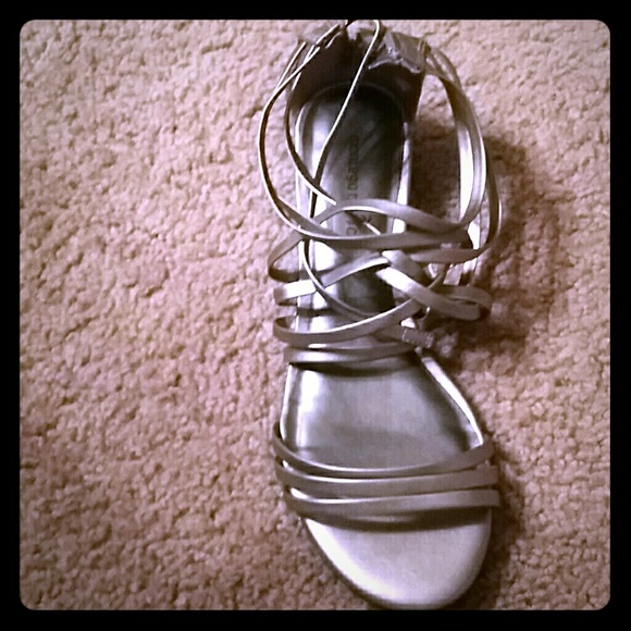 Sandal
