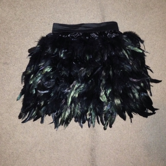 Feathered skirt