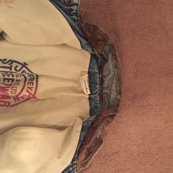 Acid Wash/Leather "Street Wear by Jeffrey Alan" - Picture 3 of 4