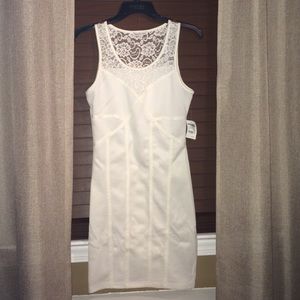 White sleeveless dress