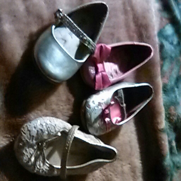 Dress shoes