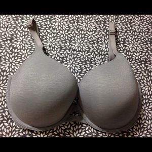 Victoria's Secret 34DDD Bra