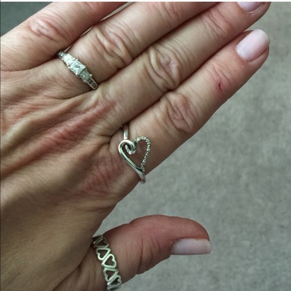 Kay Jewler Diamond infinity Heart Ring - Picture 4 of 4