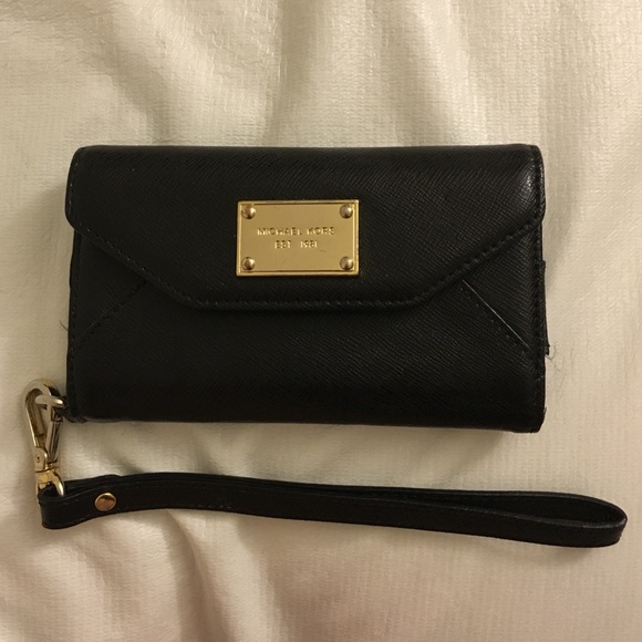 Michael Kors iPhone 5 5S Wristlet Black