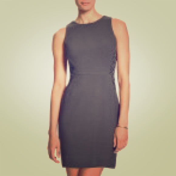 Banana Republic sheath dress 👗