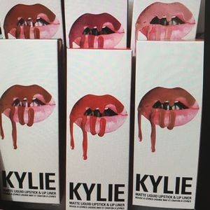Kylie Lip Kit