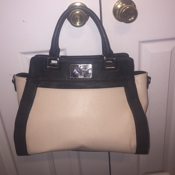 Nine West